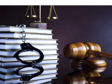 在线咨询刑事律师网分享法院负责哪些刑事案件
